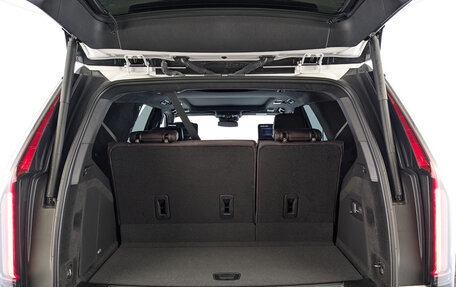 Cadillac Escalade V, 2024 год, 19 232 000 рублей, 8 фотография