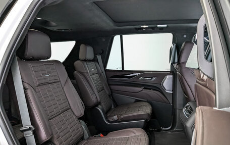 Cadillac Escalade V, 2024 год, 19 232 000 рублей, 12 фотография