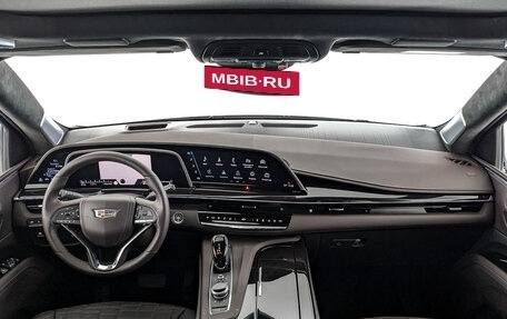 Cadillac Escalade V, 2024 год, 19 232 000 рублей, 10 фотография