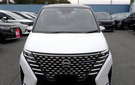 Nissan Serena, 2023 год, 2 643 000 рублей, 2 фотография