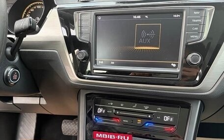 Volkswagen Touran III, 2021 год, 1 690 000 рублей, 16 фотография