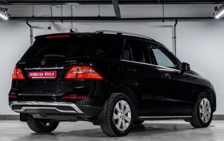 Mercedes-Benz M-Класс, 2013 год, 2 500 000 рублей, 10 фотография