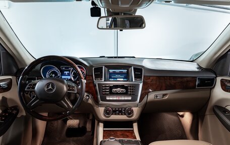 Mercedes-Benz M-Класс, 2013 год, 2 500 000 рублей, 25 фотография