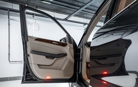 Mercedes-Benz M-Класс, 2013 год, 2 500 000 рублей, 21 фотография