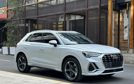 Audi Q3, 2021 год, 2 500 000 рублей, 3 фотография