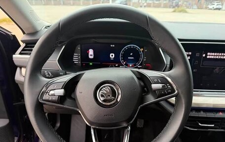 Skoda Octavia IV, 2022 год, 2 050 000 рублей, 11 фотография