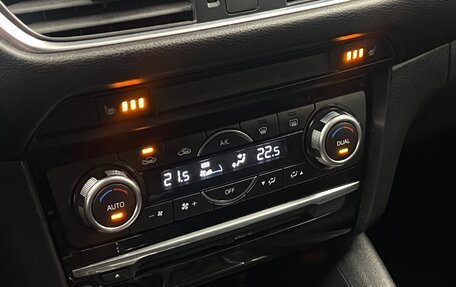 Mazda 6, 2017 год, 1 695 000 рублей, 18 фотография