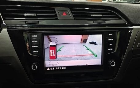 Volkswagen Touran III, 2021 год, 1 690 000 рублей, 14 фотография