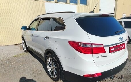 Hyundai Santa Fe III рестайлинг, 2014 год, 2 000 000 рублей, 3 фотография