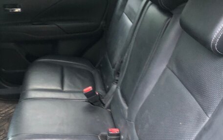 Mitsubishi Outlander III рестайлинг 3, 2016 год, 8 фотография