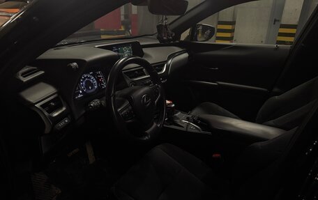 Lexus UX I, 2022 год, 3 490 000 рублей, 7 фотография