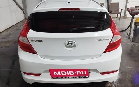Hyundai Solaris II рестайлинг, 2015 год, 1 090 000 рублей, 8 фотография