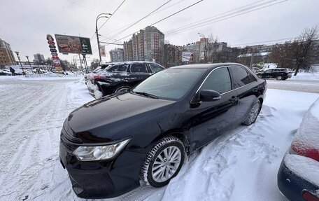 Toyota Camry, 2015 год, 2 200 000 рублей, 4 фотография