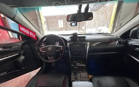 Toyota Camry, 2015 год, 2 200 000 рублей, 6 фотография