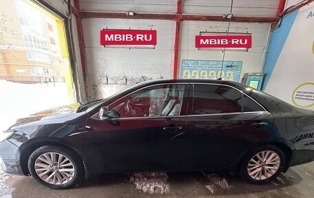 Toyota Camry, 2015 год, 2 200 000 рублей, 18 фотография