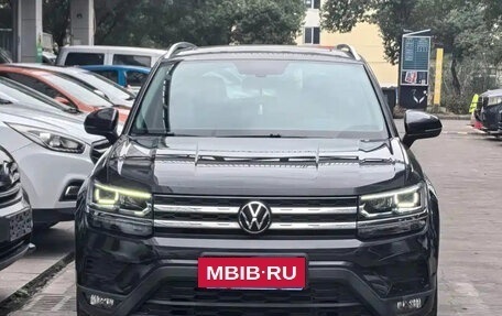 Volkswagen Tharu, 2022 год, 1 700 000 рублей, 2 фотография