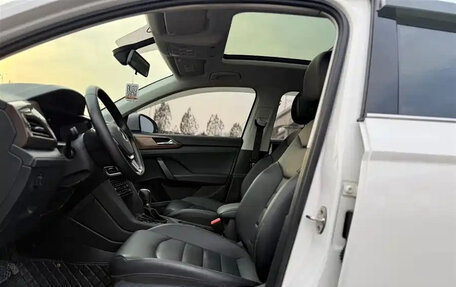 Volkswagen Tharu, 2022 год, 1 690 000 рублей, 7 фотография