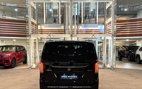 Mercedes-Benz V-Класс, 2024 год, 13 490 000 рублей, 9 фотография