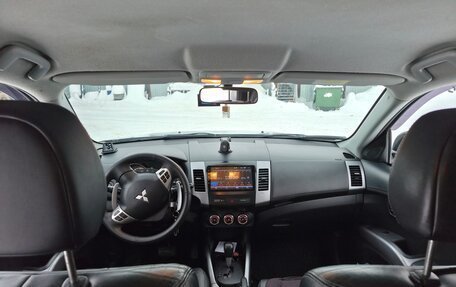 Mitsubishi Outlander III рестайлинг 3, 2011 год, 1 250 000 рублей, 4 фотография