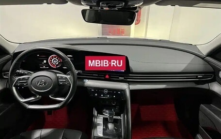 Hyundai Elantra, 2021 год, 1 145 000 рублей, 10 фотография