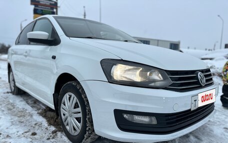 Volkswagen Polo VI (EU Market), 2017 год, 850 000 рублей, 2 фотография