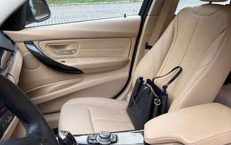 BMW 3 серия, 2014 год, 2 300 000 рублей, 15 фотография