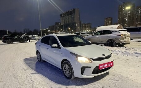 KIA Rio IV, 2018 год, 749 000 рублей, 3 фотография