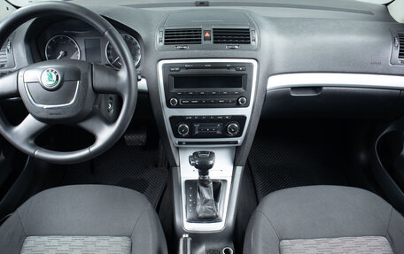 Skoda Octavia, 2011 год, 869 000 рублей, 8 фотография