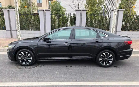 Volkswagen Passat B8 рестайлинг, 2022 год, 1 900 000 рублей, 5 фотография