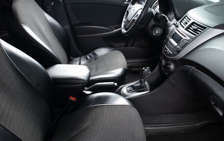 Hyundai Solaris II рестайлинг, 2016 год, 899 000 рублей, 19 фотография