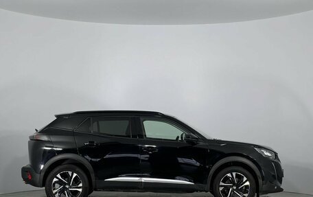 Peugeot 2008 II, 2020 год, 1 850 000 рублей, 4 фотография