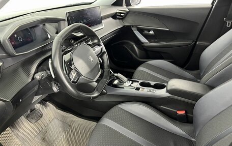 Peugeot 2008 II, 2020 год, 1 850 000 рублей, 10 фотография