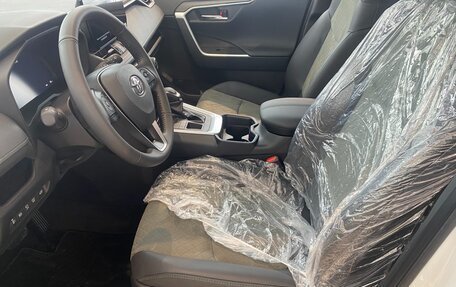 Toyota RAV4, 2025 год, 4 249 000 рублей, 15 фотография