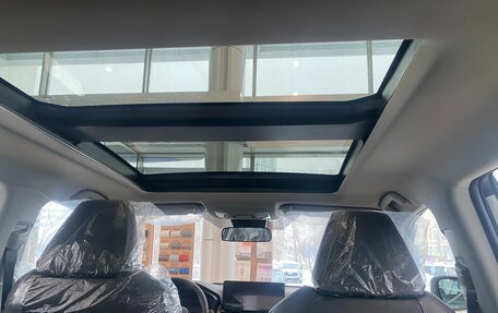 Toyota RAV4, 2025 год, 4 249 000 рублей, 24 фотография