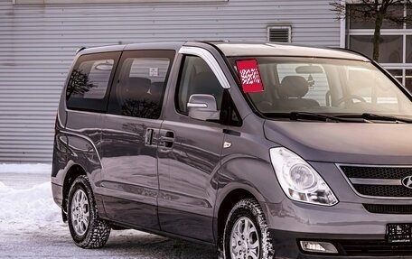 Hyundai Grand Starex Grand Starex I рестайлинг 2, 2011 год, 1 795 000 рублей, 9 фотография