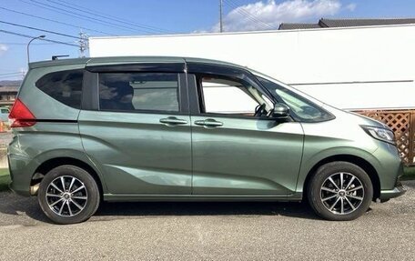 Honda Freed II, 2021 год, 1 135 000 рублей, 7 фотография