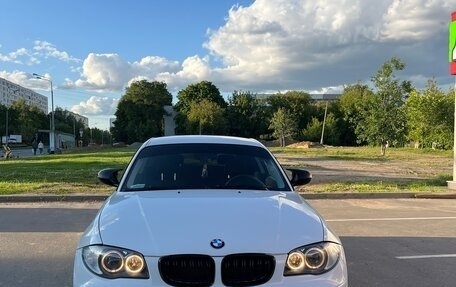 BMW 1 серия, 2011 год, 950 000 рублей, 1 фотография