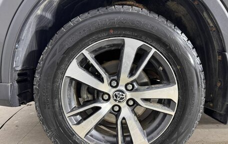 Toyota RAV4, 2016 год, 2 050 000 рублей, 11 фотография