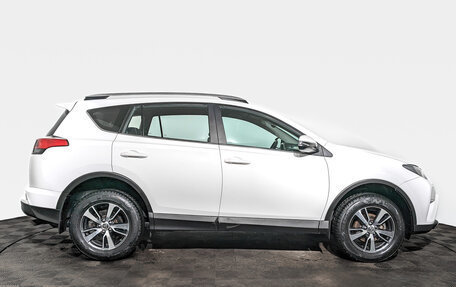 Toyota RAV4, 2017 год, 2 590 000 рублей, 4 фотография