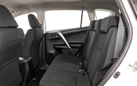 Toyota RAV4, 2017 год, 2 590 000 рублей, 18 фотография