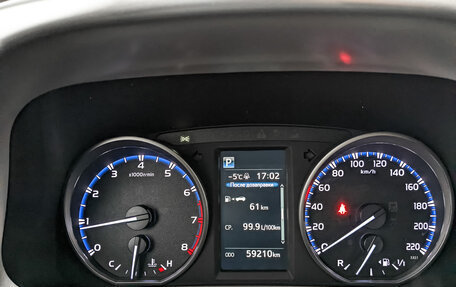 Toyota RAV4, 2017 год, 2 590 000 рублей, 16 фотография