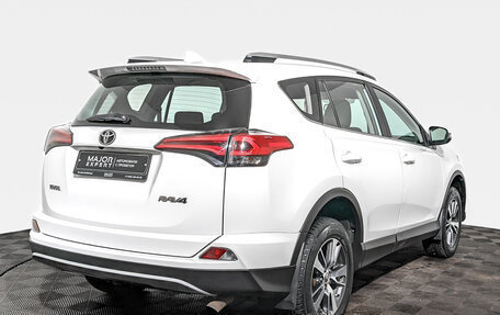 Toyota RAV4, 2017 год, 2 590 000 рублей, 5 фотография