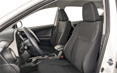 Toyota RAV4, 2017 год, 2 590 000 рублей, 20 фотография