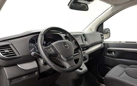 Opel Zafira Life I, 2021 год, 3 670 000 рублей, 15 фотография