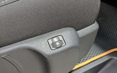 Opel Zafira Life I, 2021 год, 3 670 000 рублей, 29 фотография