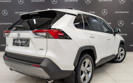 Toyota RAV4, 2020 год, 3 445 000 рублей, 5 фотография