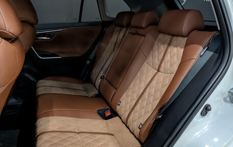 Toyota RAV4, 2020 год, 3 445 000 рублей, 18 фотография