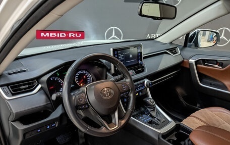 Toyota RAV4, 2020 год, 3 445 000 рублей, 15 фотография