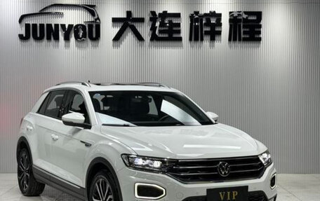 Volkswagen T-Roc I, 2022 год, 2 800 000 рублей, 3 фотография