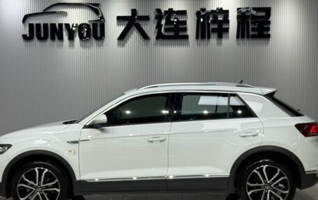 Volkswagen T-Roc I, 2022 год, 2 800 000 рублей, 8 фотография